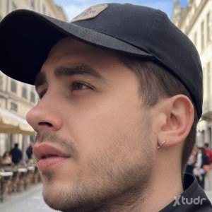 Xtudr - AmodBarrioXL: Arrodíllate y obedece. 
45 de pie y XL de rabo. 