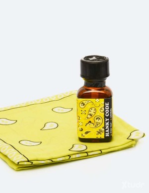 Xtudr - UseMeButSafe: Tío siempre con ganas de ser usado  por un buen activo que sepa trabajar bien mi culo. (La foto del culo en la cama co...