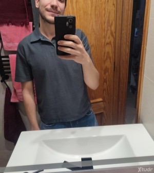 Xtudr - esclavopiesmadrid: Sumiso lamepies, doméstico y comerabo.
¿Algún Amo que me entrene como retrete?
Lmp96 es mi telegram 