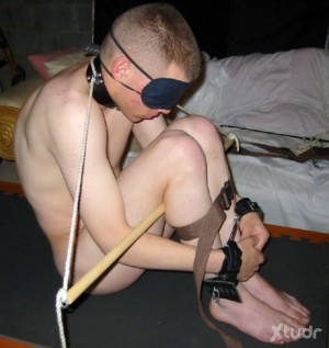 Xtudr - 23Slave: New in this world