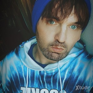 Xtudr - Goonerparty: Zaddy looking for someone younger to match my vibe & Freak level. Love good times and vibes. Love vaping having fun. Co...