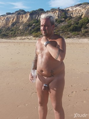 Xtudr - Puñofist: No me considero esclavo,pero si me encanta el Sexo y Fuerte,muy Fuerte.Dilatación,Dildos, Cera, Lluvia Blanca y Dorada,FIS...