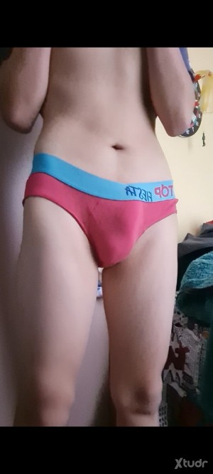 Xtudr - Skmati: Submissive who likes to fulfill fetishes