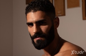Xtudr - danielo22: I love being loved and i love adventures