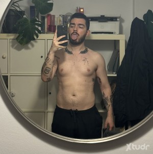 Xtudr - kinkysub: It seems like you didn't provide any text for translation. Please provide the text you'd like me to translate.