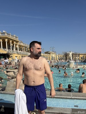 Xtudr - SumisoSub: FF, juego de roles, sumiso. 
Meos, lapos, humillación verbal, sexo cañero, olores…
No busco bondage y nada de dolor, para...