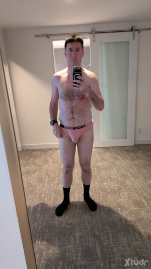 Xtudr - spank_me: Sub boy seeking spanking.  Also into edging, milking, corner time, nipple play. 
#spanking