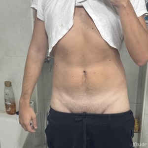 Xtudr - sum-fijo94: Chaval de Madrid buscando conocer gente con morbos afines. Cuánto más extremo, mejor 😈
