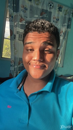 Xtudr - Carloxstar: Pasivo,agradable,con buen corazón y si te intereso escríbeme 😉