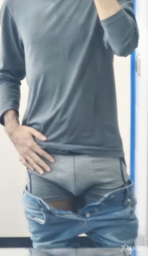 Xtudr - Jose69000: 29M, peludo natural, delgado, abierto a propuestas, me gustan las cosquillas.