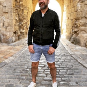 Xtudr - activazo: I'm a masculine guy, perverted, horny and with a good cock.