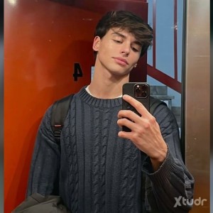 Xtudr - Asierr18: Escort privado pagos por Bizum de adelanto como señal  no mareos gracias también hago vídeos y fotos y vendo 