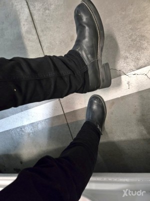 Xtudr - Winner: I'm hardly logging in anymore because with the changes they're making, this is getting worse all the time. I'll probably del...