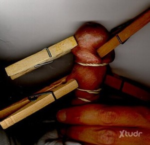 Xtudr - AtaoEmpotrao: Soy un esclavo bajito, fibrete y muy rebelde. que solo obedezco cuando estoy atao.
Busco ser atao con lucha, y empotra...