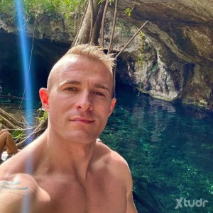 Xtudr - Bradleymike: 