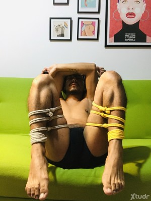 Xtudr - osvastar: Hola! Voy llegando 😏
Que me chupen de todos lados, shibari, zona más erótica pies y nalgas.