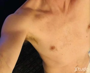 Xtudr - ryanwantsfun2: Couple wanting third who is vers, kinky, into toy play 