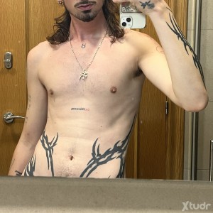 Xtudr - luperko: Bendecido por Fauno Luperko, dios de los rebaños, la lujuria y las fiestas salvajes.
Travieso, sumiso, con imaginación perv...