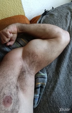Xtudr - WolfGym: Macho Gym vello Pollón Dominante.  Buscando ....para buenas sesiones de buen royo....Eres? Esclavo?siervo?domestico?masajis...