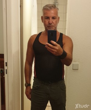 Xtudr - bingo1971: I am a sleezy bareback Daddy new to this scene. I would like to find a NSA Dominat gay man to use me for his filtghy desi...