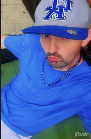 Xtudr - BlueyedCockluver13: Blueyed Vaping Queer in Cincinnati/fairfield Ohio area. Scorpio loves good times and good vibes more on the frea...