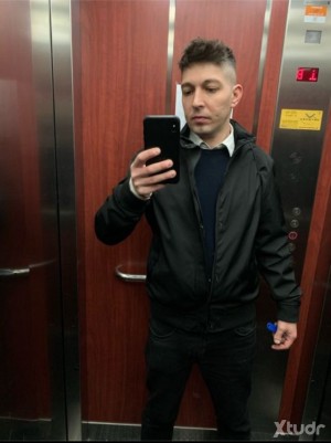 Xtudr - sumisojovenmorbosobcn: I'm looking for a dominant master, I get really turned on by straight and mature chubby hairy men but I'm ope...