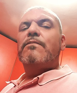 Xtudr - Mastermind: Masculine, 50 years old, straight appearance.
Looking for guys who let me use them. Preferably chubby, wide, strong, cor...