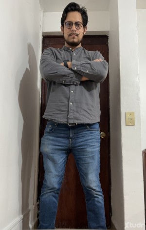 Xtudr - AmoLeafar: Más que un dominante, soy un Amo que transforma putos.
Con años de experiencia real en el BDSM, sé exactamente cómo quebr...