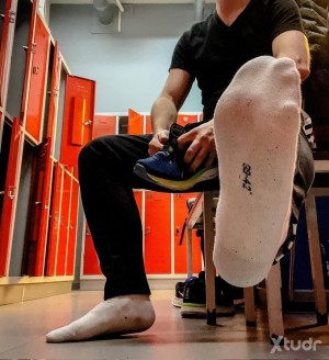 Xtudr - AMO21CM: Top 21cm available 24/7, looking for a fixed and solvent submissive. Financial domination, cash. I'm not looking for a youn...