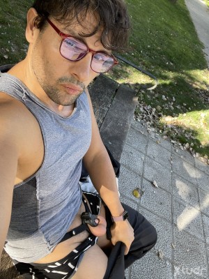 Xtudr - roberto24: Hello I'm new very bottom