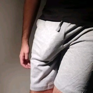 Xtudr - Morbazoafull: Handsome dominant man, bastard and a big penis that drives you crazy. What else do you want?
I'm looking for perversio...