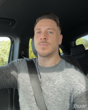 Xtudr - RubenSwitch: If you want to know something ask. Very pig and vicious