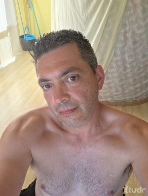 Xtudr - alex-sub: Tengo experiencia en sumisión y muchas de sus practicas. BDSM, CBT, Etc. Estoy en la búsqueda de un amo, que sepa lo que q...