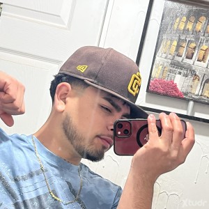 Xtudr - gaymexicano: Buscos divertirme y conocer hombres
