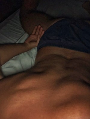 Xtudr - moronokes999: I'm a fun, morbid and attractive person. To have a good time. I love latinos, mulattos, arabs... 
Twitter: @varomar