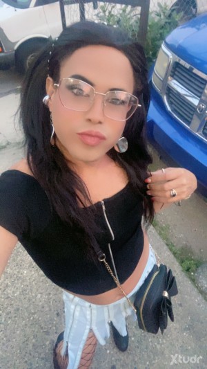 Xtudr - vicky37: Just hit me up