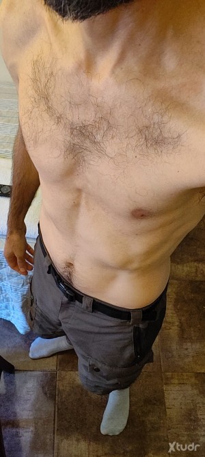 Xtudr - guarropas: Me gusta muy guarro. Lamerte suelas, pies, sobacos, lapos, meos, scat...