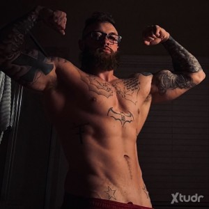 Xtudr - Alphacoker: Worship my perfect physique ! Your purpose in life is serve me! Fucking inferior faggots
