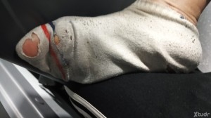 Xtudr - Danizapero: Bisexual very pig fetishist to the top of the feet, socks, stockings, super sweaty, super stinky... Very pig of the smel...