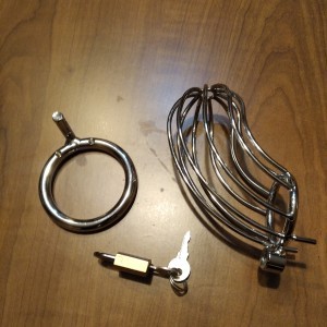 Xtudr - Yasser: I'm looking for a masochistic submissive, willing to receive slaps, floggings, and cock and ball torture. We set the limits ...