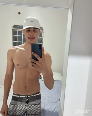 Xtudr - acqnsxqw: I like men who wear 👔🔥