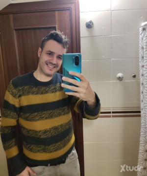 Xtudr - Sumisete36: Algún tío masculino que le mole hacer trampling y que le adoren los pies?