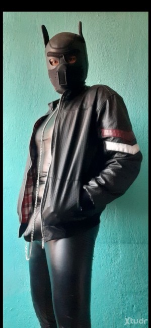 Xtudr - VICPUPPYGDL: I love being treated like an object and being able to do with me whatever they want, I love leather and being subjected...