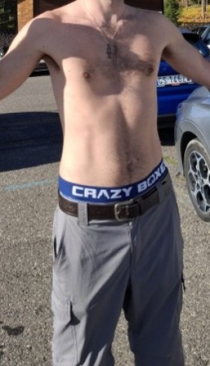 Xtudr - Discreto90: Interesado en bondage y cum control. Me gustaría tener una sesión con alguien experimentado.
También he tenido sesiones ...