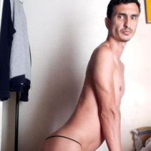 Xtudr - amospain: Dominant man with desire to play with submissive men. Also on Skype.
The photos and videos I upload are of whores I use, i...
