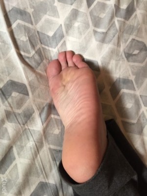 Xtudr - corbis5: Fetichista de pies. Doy mis pies para que los disfrutes como quieras! Sobalos, lamelos, chupalos, trampling, footjob…. Y, s...