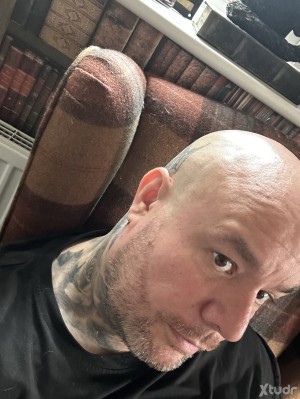 Xtudr - preston: I’m a daddy/Dom love living life and verse can accommodate in Preston love sex into kissing, wanking, sucking rimming