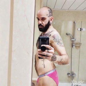 Xtudr - pablitoMamon: Adicto abrazos magreos besos morreos largas y húmedas sesiones 69 doggystyle acariciar lamer oler Experto en Garganta ...