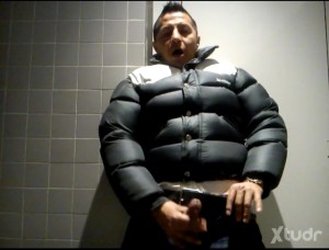 Xtudr - Cowboy: Serious dominant man, strict, open-minded! 
Willing to meet muscular, muscular, obedient men to have a good time without fea...