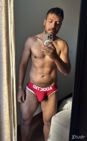 Xtudr - SLswitchSantiago: poca experiencia, me gusta la onda del sado/masoquismo, lluvia dorada, amo/esclavo, olores, abierto a probar más c...
